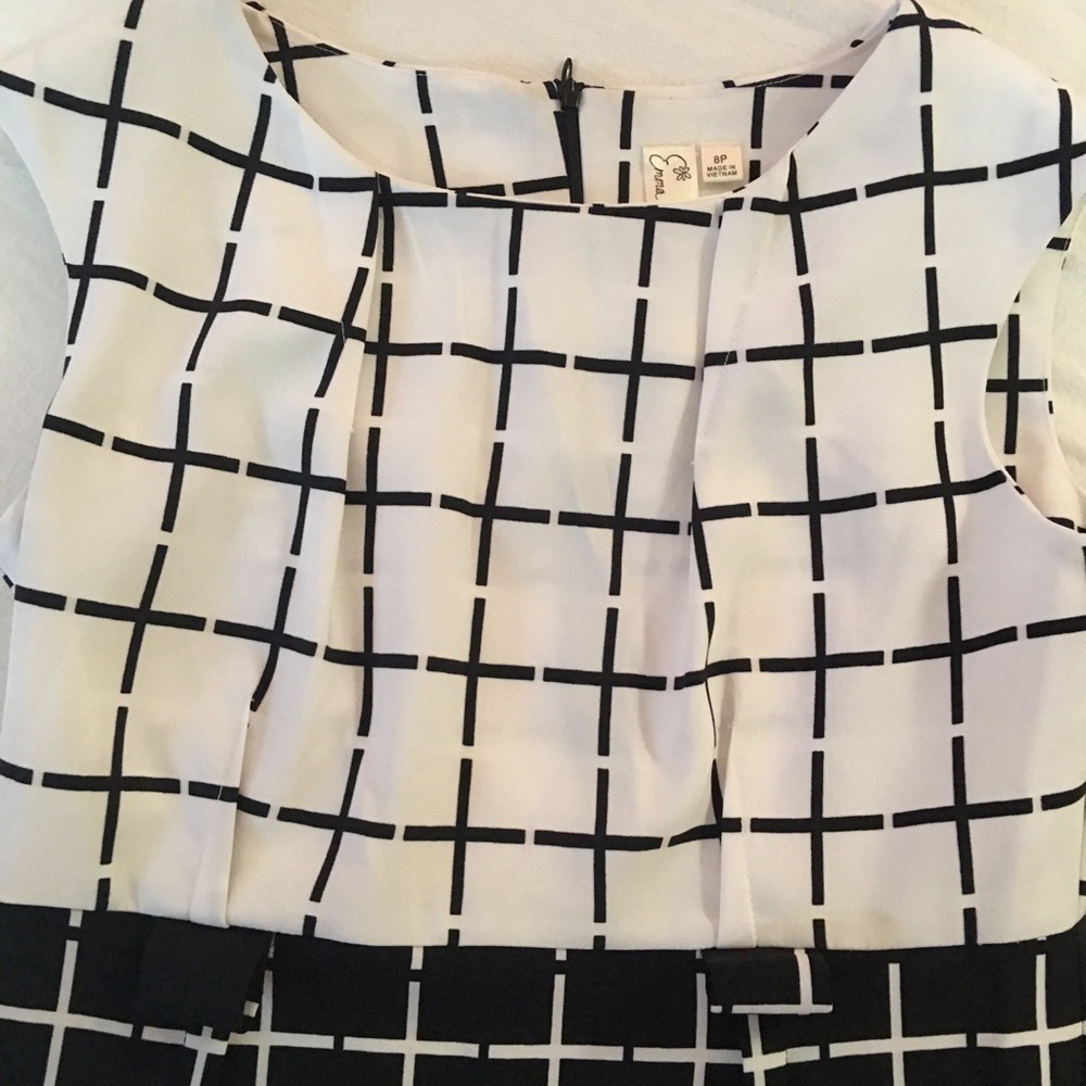Dress in good condition - Picture 6 of 8